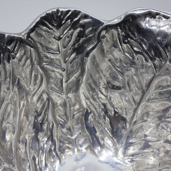 Gorgeous Metal Lettuce Bowl - Might Be New! - Picture 4 of 7